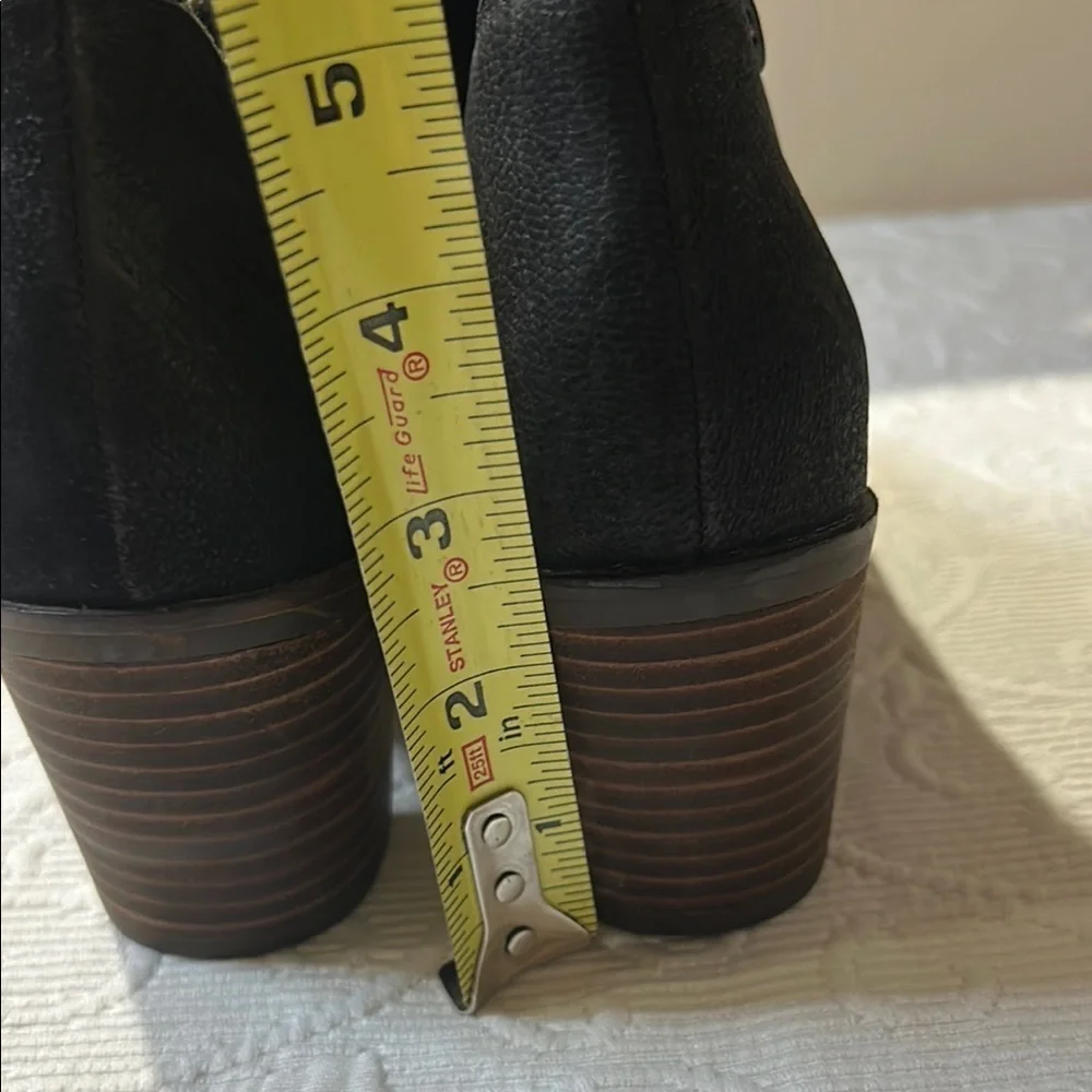 Lucky Brand Black Ankle Booties with Studded Detail size 6